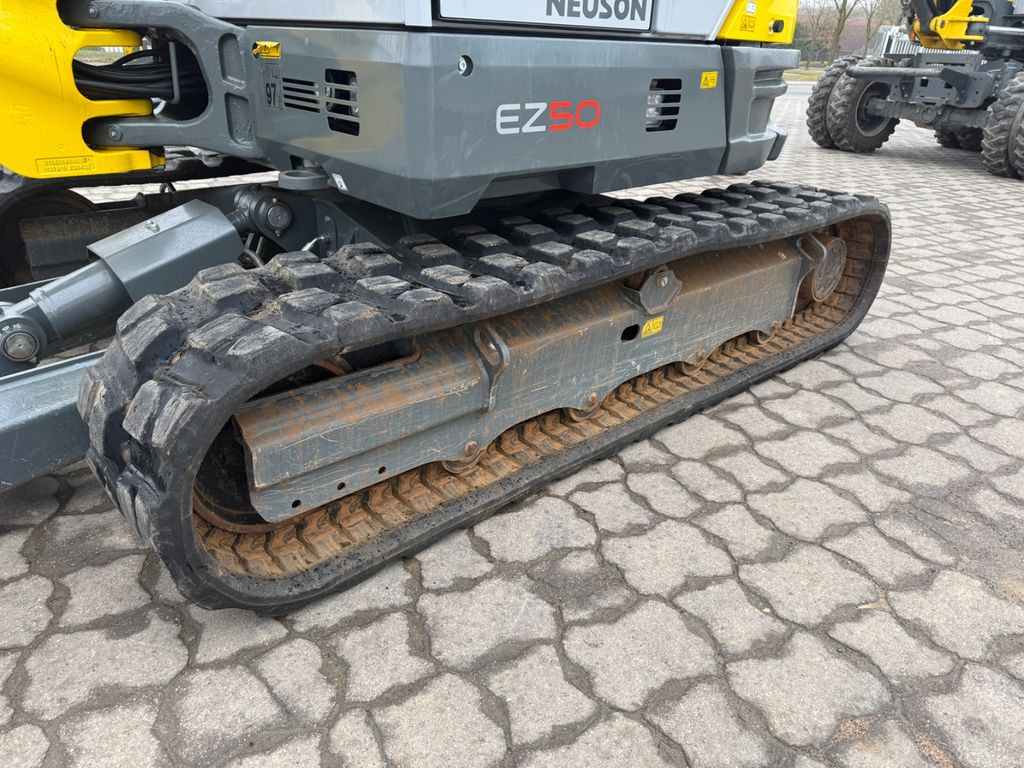 Wacker EZ 50, Bj 24, 300 BH, Gummiketten, HS03, TL - Mini escavadeira: foto 5 Wacker EZ 50, Bj 24, 300 BH, Gummiketten, HS03, TL - Mini escavadeira: foto 5