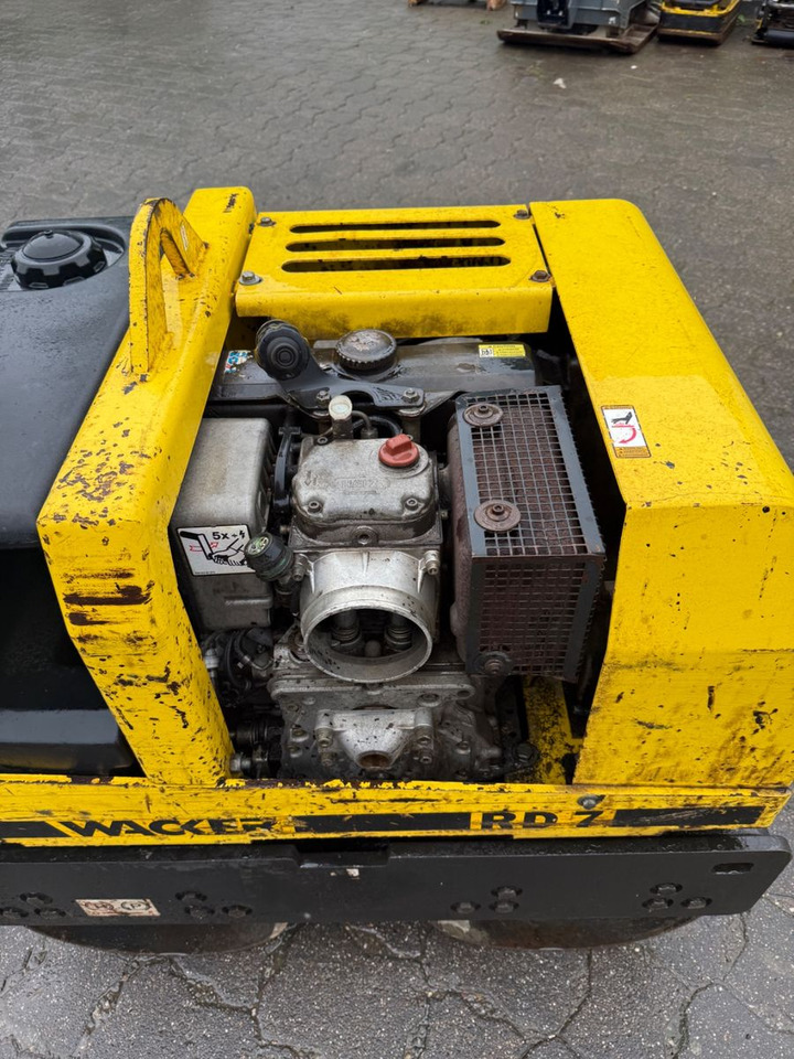 Wacker RD 7 H-S, Tandemwalze, Vibration, Wasser - Compactador pequeno de asfalto: foto 5 Wacker RD 7 H-S, Tandemwalze, Vibration, Wasser - Compactador pequeno de asfalto: foto 5