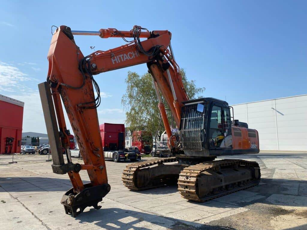 Hitachi ZX350LC-6 - Escavadora de rastos: foto 4 Hitachi ZX350LC-6 - Escavadora de rastos: foto 4