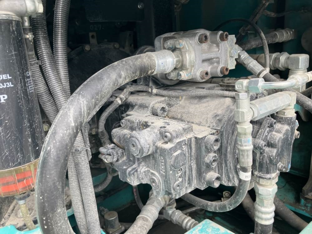 Kobelco SK270 SRNLC-5 - Escavadora de rastos: foto 5 Kobelco SK270 SRNLC-5 - Escavadora de rastos: foto 5