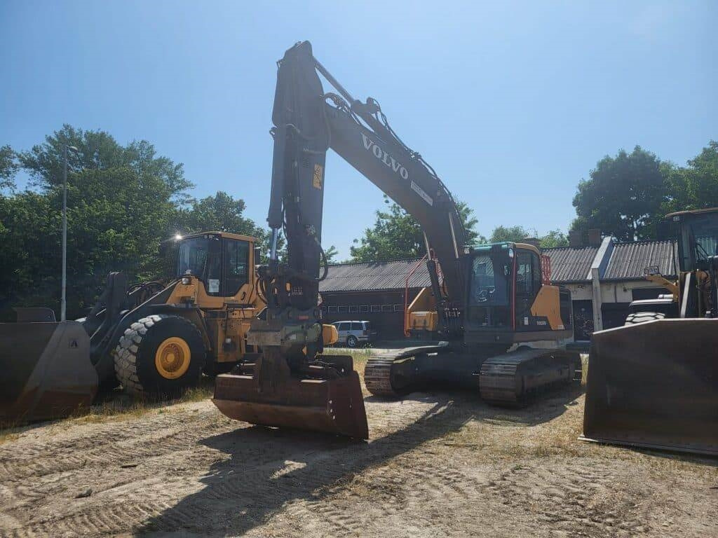 Volvo EC220EL - Escavadora de rastos: foto 4 Volvo EC220EL - Escavadora de rastos: foto 4