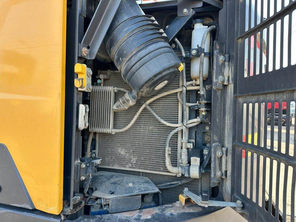 Escavadora de rastos Volvo ECR145EL: foto 9