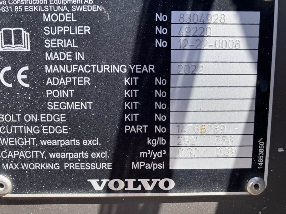 Volvo Tieflöffel mit Messer S50 - Retroescavadeira: foto 5 Volvo Tieflöffel mit Messer S50 - Retroescavadeira: foto 5