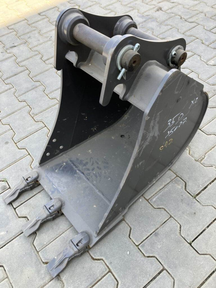 Volvo Tieflöffel mit Zähnen - Festanbau - Retroescavadeira: foto 2 Volvo Tieflöffel mit Zähnen - Festanbau - Retroescavadeira: foto 2
