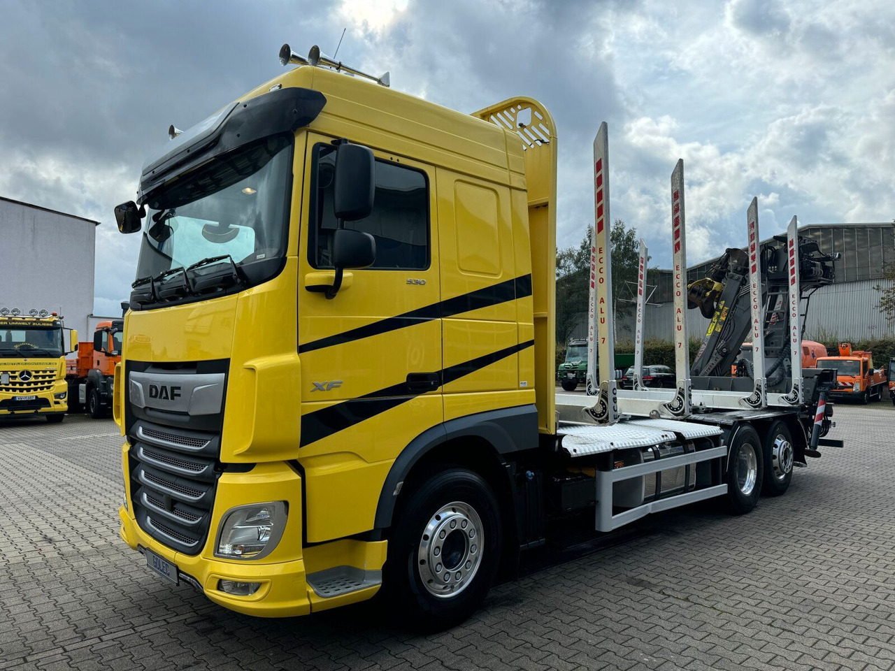 DAF XF 530 6x2 Holztransport Kran PENZ 15Z9.50 *Anh. - Caminhão florestal, Caminhão grua: foto 3 DAF XF 530 6x2 Holztransport Kran PENZ 15Z9.50 *Anh. - Caminhão florestal, Caminhão grua: foto 3