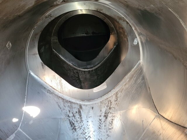 Feldbinder EUT 56.3 Silo 56.000 L 3 Achse - Semirreboque silo: foto 4 Feldbinder EUT 56.3 Silo 56.000 L 3 Achse - Semirreboque silo: foto 4