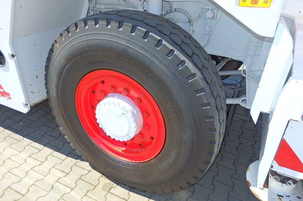 Locação de Grove GCK 3045 CITY KRAN 45 Ton - 5800 Std  Grove GCK 3045 CITY KRAN 45 Ton - 5800 Std: foto 30