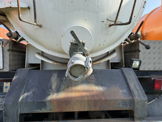 Hüffermann HSD181D Tankanhänger für nicht GGVS Güter - Reboque tanque: foto 2 Hüffermann HSD181D Tankanhänger für nicht GGVS Güter - Reboque tanque: foto 2