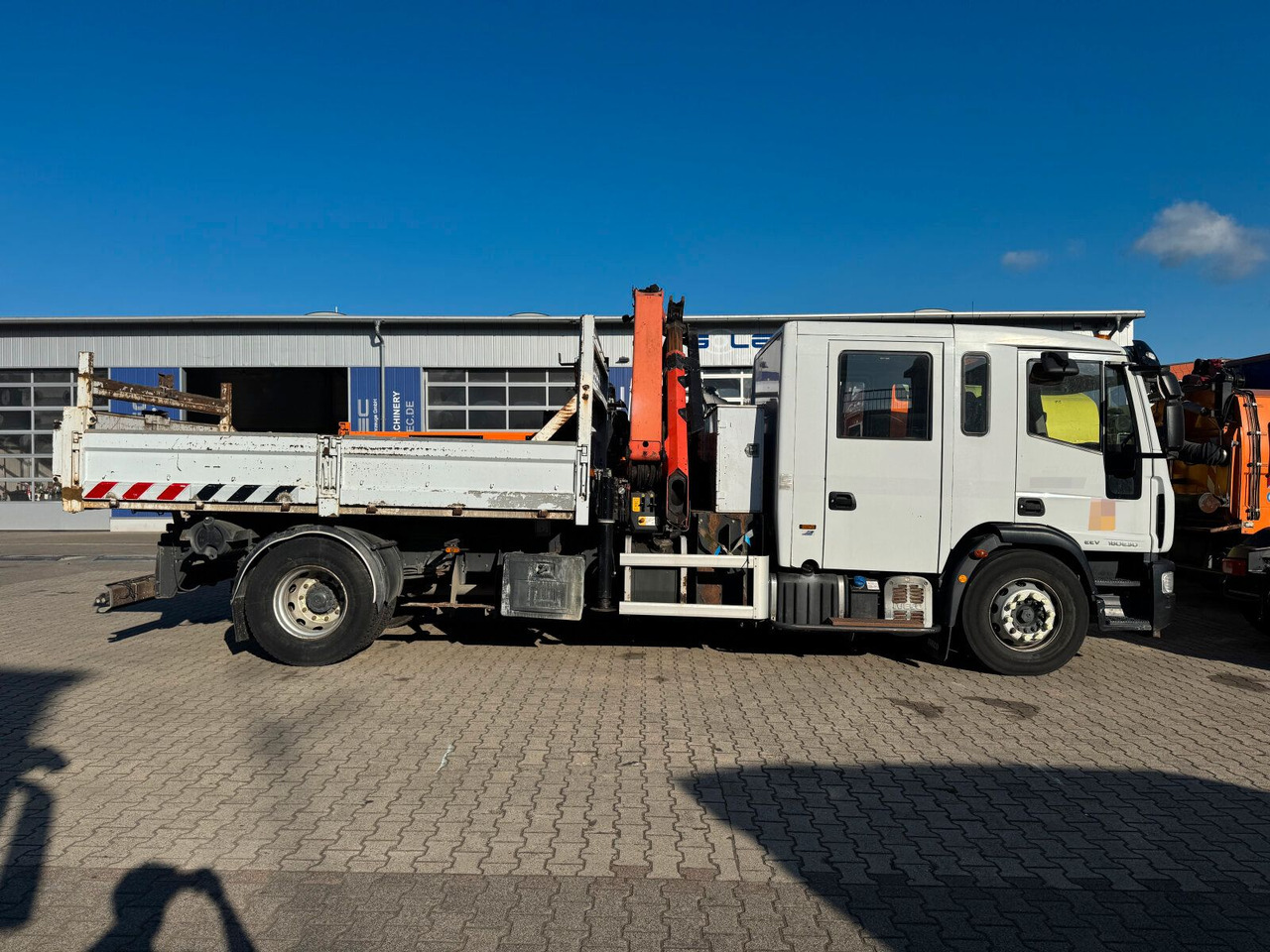 Iveco ML180E 4x2 DOKA Euro 5 Kipper Kran PK16001K-B - Caminhão grua: foto 2 Iveco ML180E 4x2 DOKA Euro 5 Kipper Kran PK16001K-B - Caminhão grua: foto 2