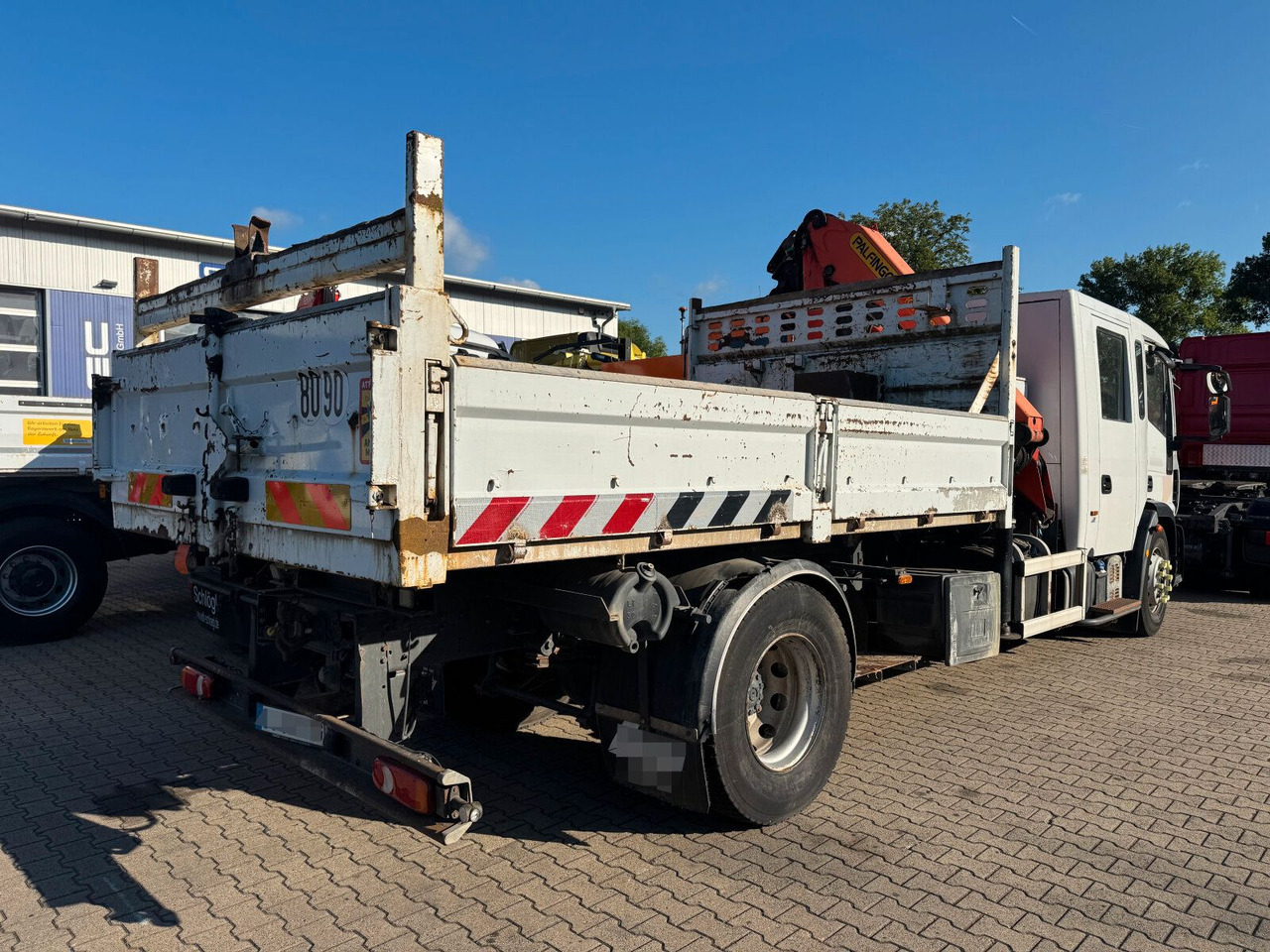 Iveco ML180E 4x2 DOKA Euro 5 Kipper Kran PK16001K-B - Caminhão grua: foto 3 Iveco ML180E 4x2 DOKA Euro 5 Kipper Kran PK16001K-B - Caminhão grua: foto 3