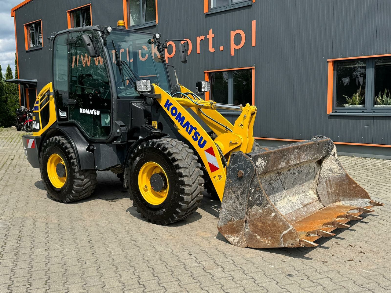 Komatsu WA 70M-8E0 Radlader 6 Ton - 731 H - 0,75m³ - Carregadeira de rodas: foto 1 Komatsu WA 70M-8E0 Radlader 6 Ton - 731 H - 0,75m³ - Carregadeira de rodas: foto 1