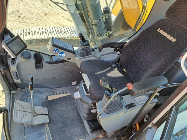 Liebherr LH40C Litronic Industry Long reach 43 Ton - Escavadora de rastos: foto 5 Liebherr LH40C Litronic Industry Long reach 43 Ton - Escavadora de rastos: foto 5