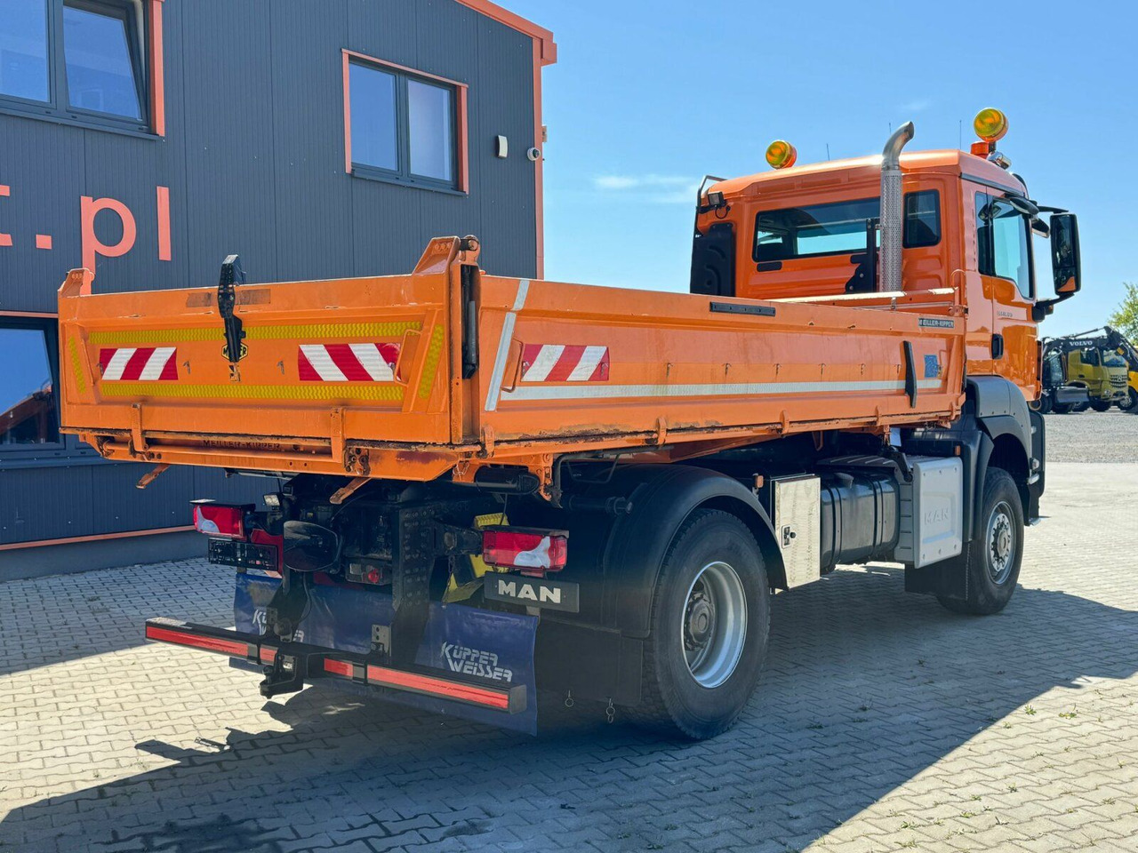 MAN TGS 18.320 4x4 BL Euro 6 Kipper + Winterdienst - Caminhão basculante: foto 5 MAN TGS 18.320 4x4 BL Euro 6 Kipper + Winterdienst - Caminhão basculante: foto 5