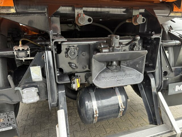 MAN TGS 28.400 6x4-4 Kipper Kran Palfinger PK9002 - Caminhão basculante, Caminhão grua: foto 3 MAN TGS 28.400 6x4-4 Kipper Kran Palfinger PK9002 - Caminhão basculante, Caminhão grua: foto 3