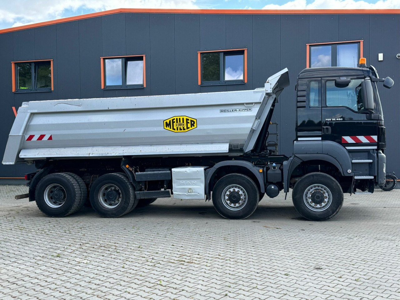 MAN TGS 35.460 8x6 BB Muldenkipper Meiller - Caminhão multibenne: foto 4 MAN TGS 35.460 8x6 BB Muldenkipper Meiller - Caminhão multibenne: foto 4