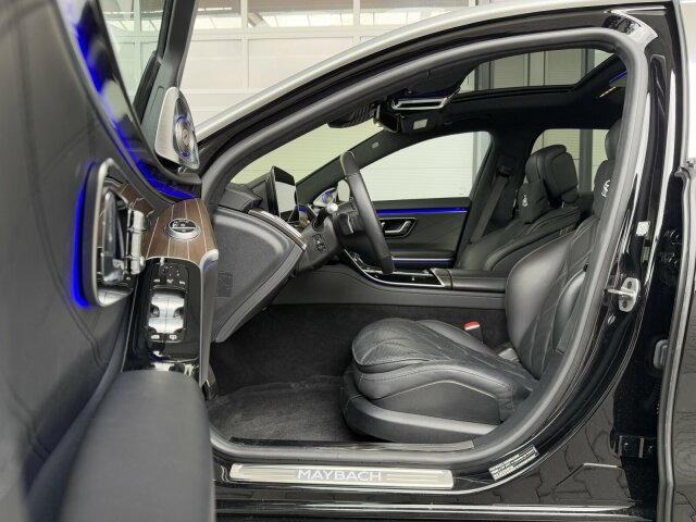 Maybach Mercedes Benz S680 Maybach V12 High-End -Paket - Sedã: foto 4 Maybach Mercedes Benz S680 Maybach V12 High-End -Paket - Sedã: foto 4