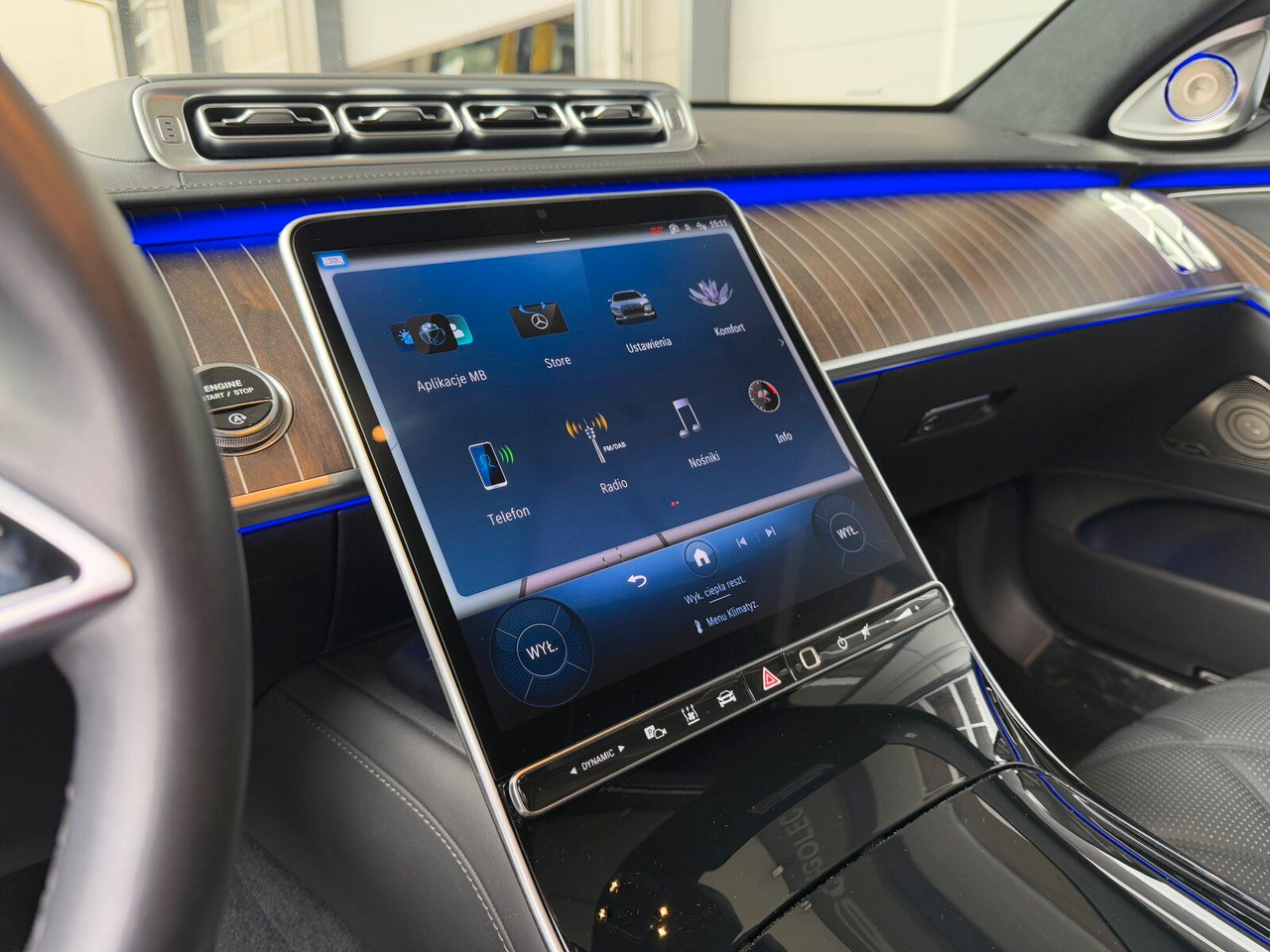 Sedã Maybach Mercedes Benz S680 Maybach V12 High-End -Paket: foto 17