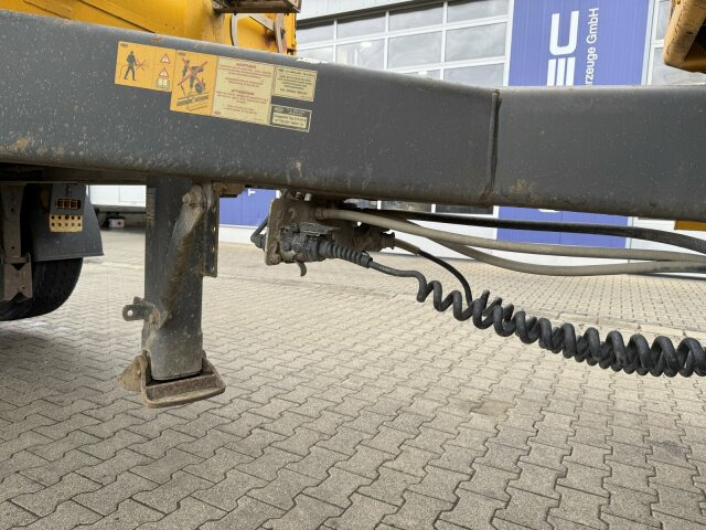 Meiller Anhänger TANDEM Dreiseitenkipper Liftachse - Reboque basculante: foto 3 Meiller Anhänger TANDEM Dreiseitenkipper Liftachse - Reboque basculante: foto 3