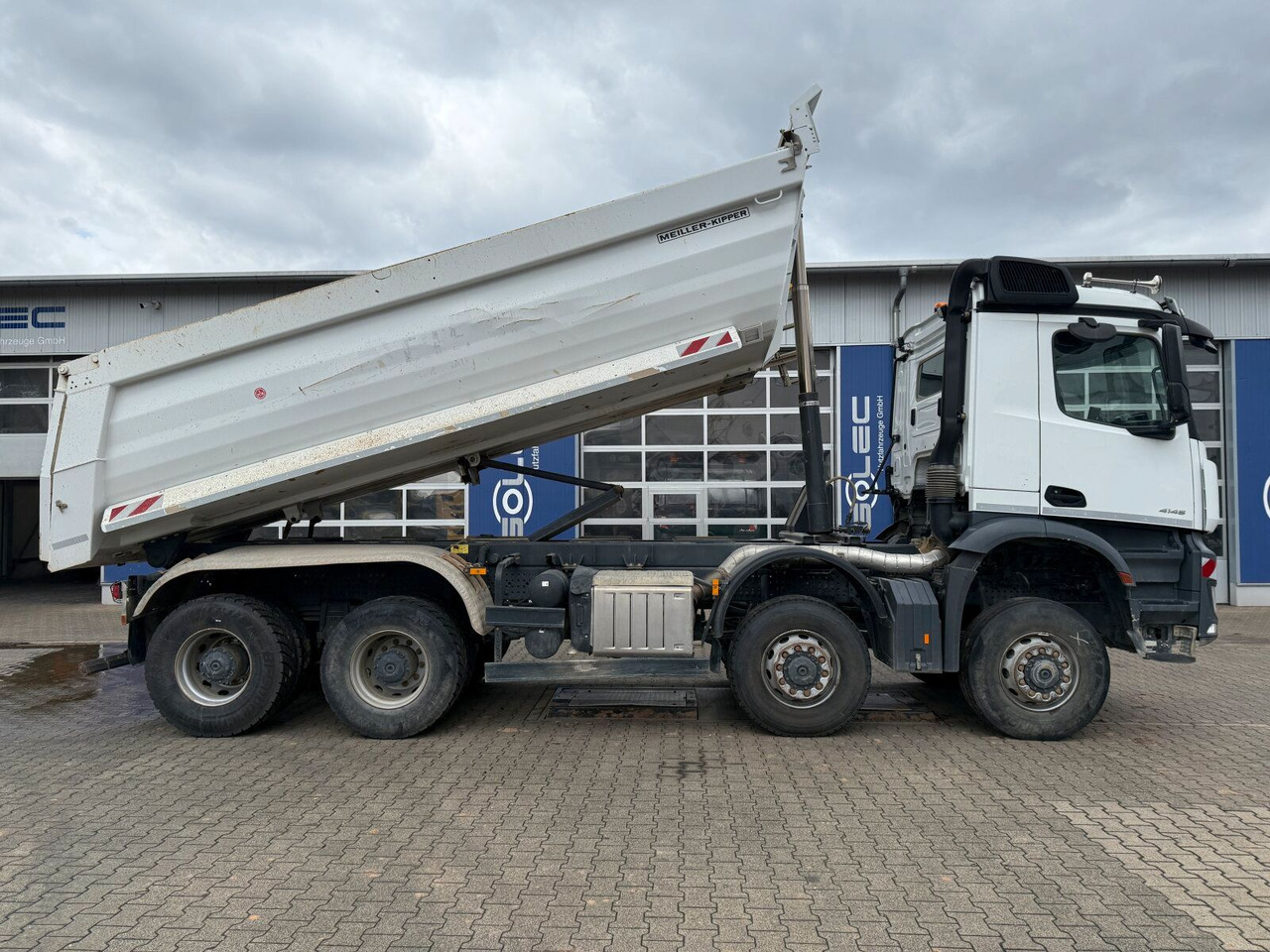 Mercedes-Benz 4145 Meiler Kipper - Caminhão basculante: foto 4 Mercedes-Benz 4145 Meiler Kipper - Caminhão basculante: foto 4