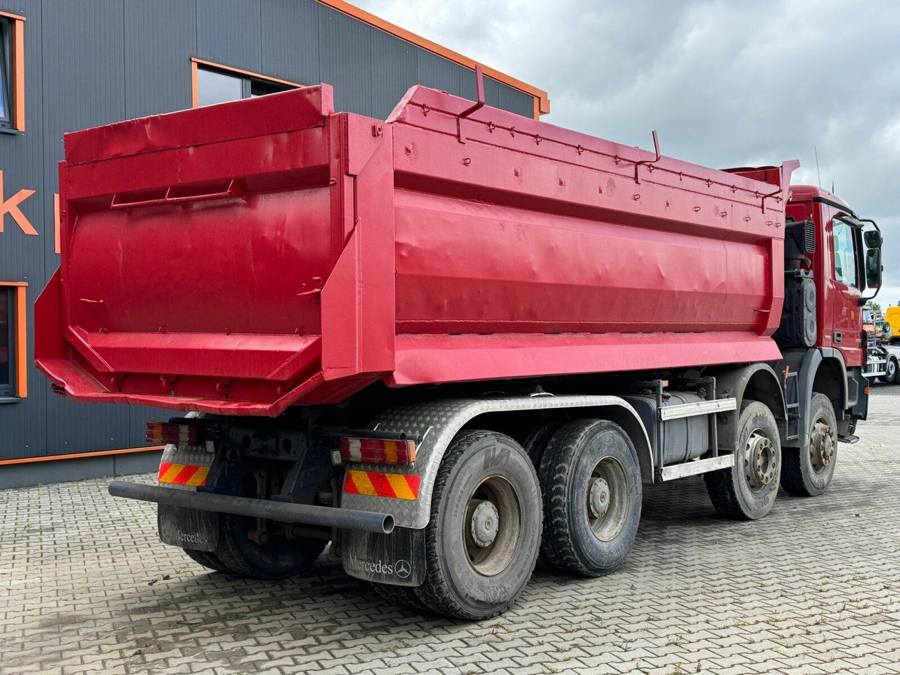 Mercedes-Benz ACTROS 4141 EURO4 8x8 Muldenkipper - Caminhão basculante: foto 5 Mercedes-Benz ACTROS 4141 EURO4 8x8 Muldenkipper - Caminhão basculante: foto 5