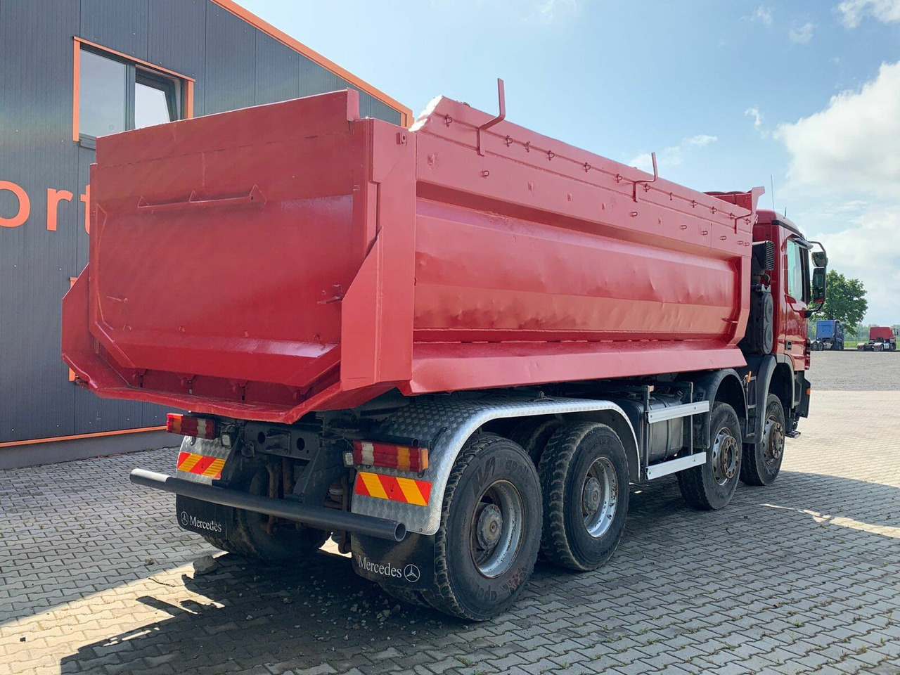 Mercedes-Benz ACTROS 4141 EURO4 8x8 Muldenkipper - Caminhão basculante: foto 5 Mercedes-Benz ACTROS 4141 EURO4 8x8 Muldenkipper - Caminhão basculante: foto 5
