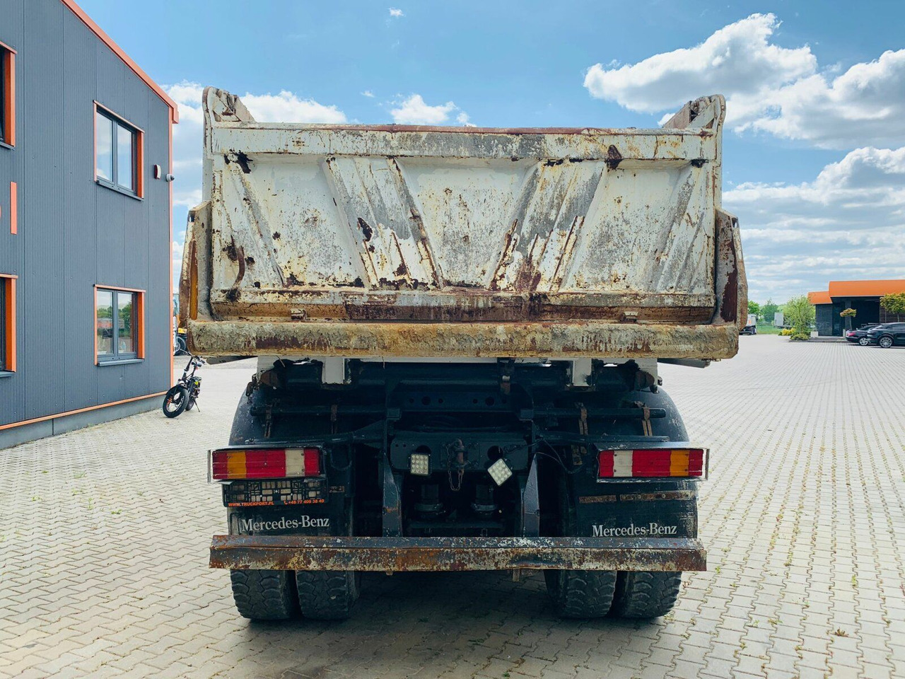 Mercedes-Benz ACTROS 4144 8x8 EURO4 DSK Meiller - Caminhão basculante: foto 5 Mercedes-Benz ACTROS 4144 8x8 EURO4 DSK Meiller - Caminhão basculante: foto 5