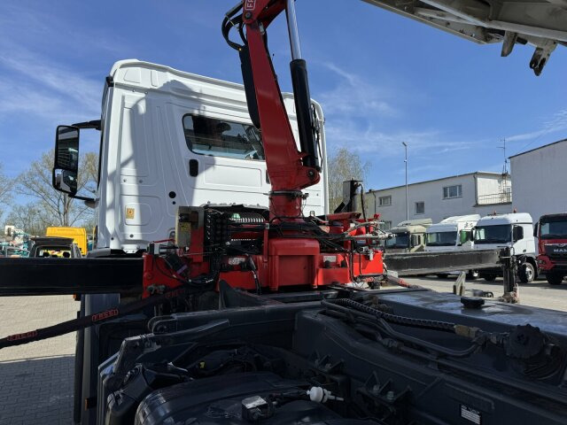 Mercedes-Benz AROCS 1832 4x2 Euro 6 Kipper Kran FASSI F120FB - Caminhão basculante, Caminhão grua: foto 2 Mercedes-Benz AROCS 1832 4x2 Euro 6 Kipper Kran FASSI F120FB - Caminhão basculante, Caminhão grua: foto 2