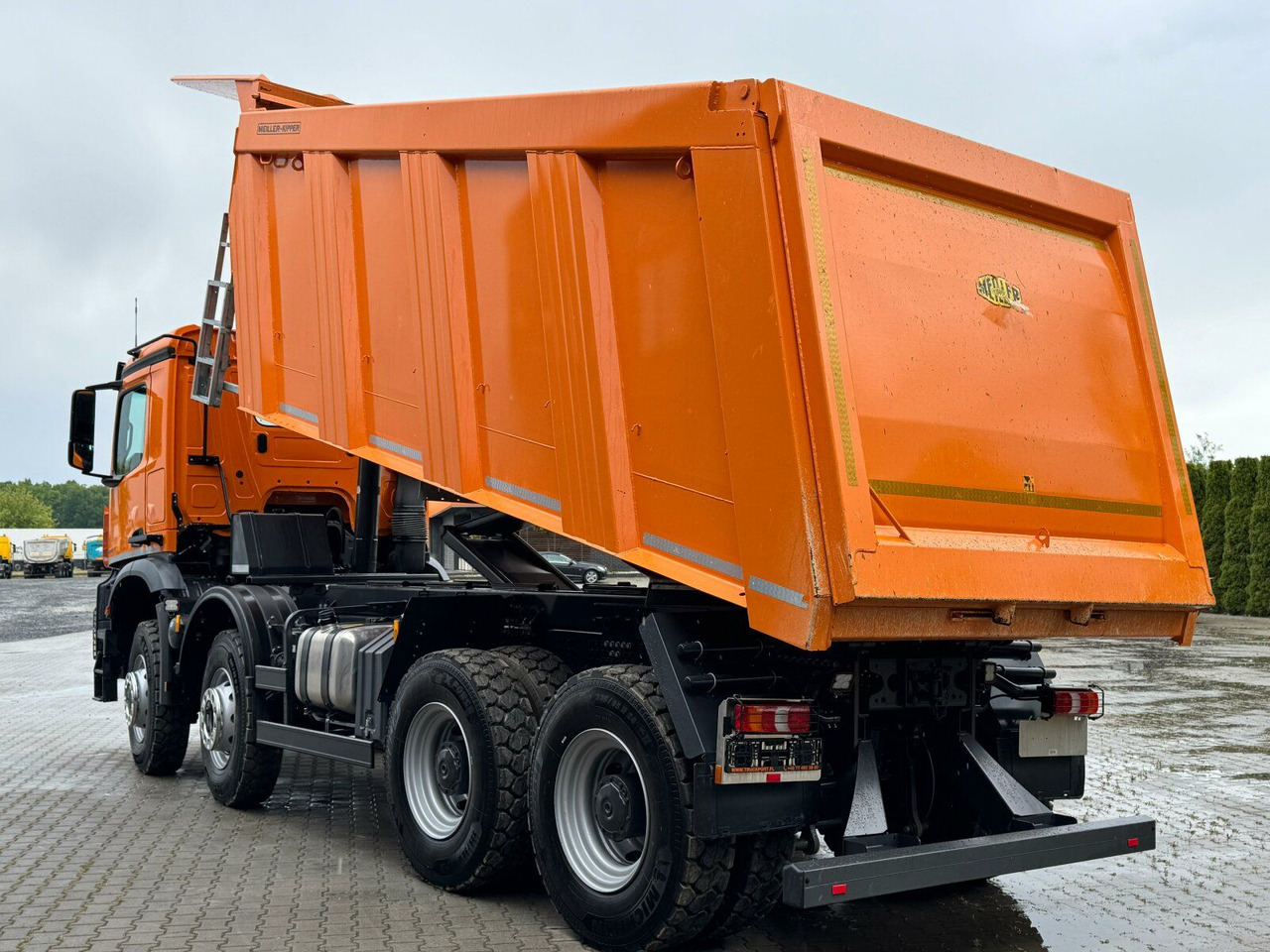 Caminhão basculante Mercedes-Benz AROCS 4851 8x6 Euro 6 Gesteinkipper MEILLER: foto 9