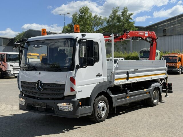 Mercedes-Benz ATEGO 818 4x2 Euro 6 Kipper Kran FASSI F65B.0.22 - Furgão basculante: foto 3 Mercedes-Benz ATEGO 818 4x2 Euro 6 Kipper Kran FASSI F65B.0.22 - Furgão basculante: foto 3