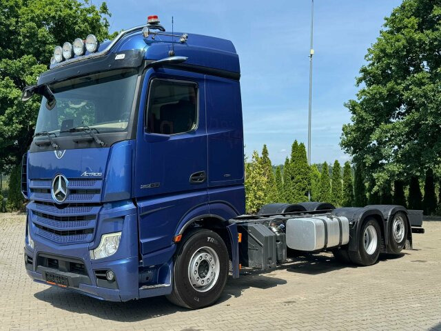 Caminhão chassi Mercedes-Benz Actros 2563 Euro6 L ENA: foto 8 Caminhão chassi Mercedes-Benz Actros 2563 Euro6 L ENA: foto 8
