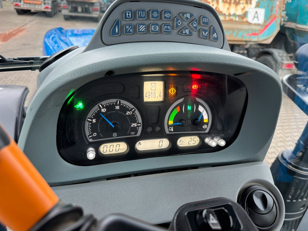 Trator New Holland T7.230 AC 4x4 Autocommand Traktor 216 PS *Kipper: foto 24