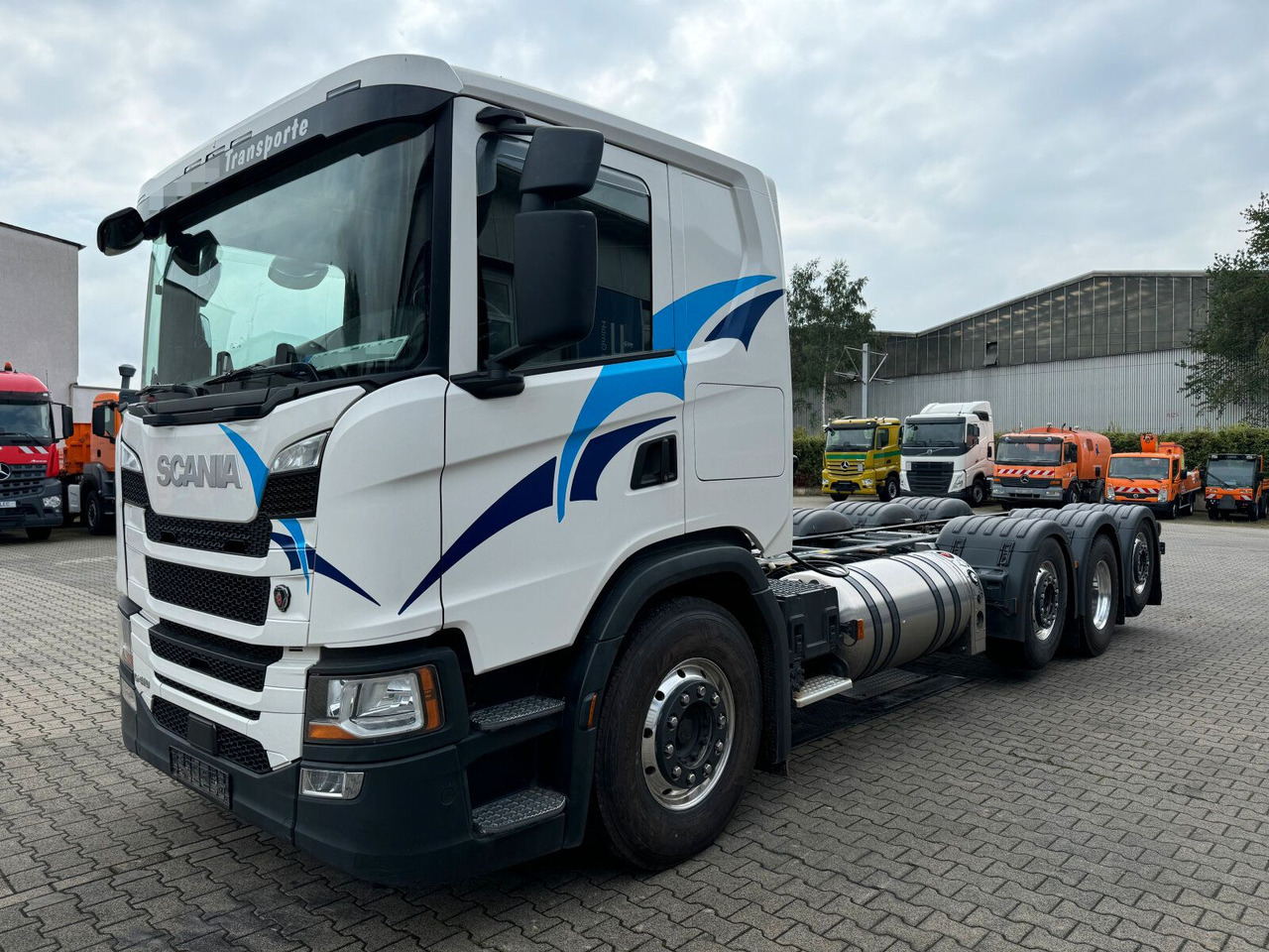 Scania G 410 B8x2*6 NB LNG Fahrgestell Nebenantrieb - Caminhão chassi, Caminhão grua: foto 2 Scania G 410 B8x2*6 NB LNG Fahrgestell Nebenantrieb - Caminhão chassi, Caminhão grua: foto 2