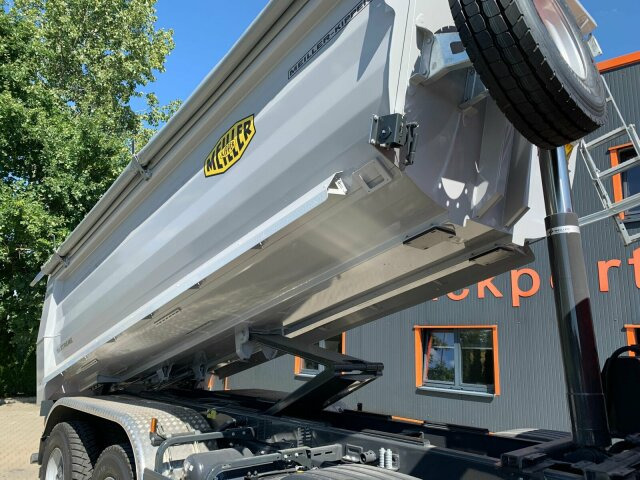 Scania P 420 8x4 Kipper Meiller 18,5m3 Euro 6 - Caminhão basculante: foto 3 Scania P 420 8x4 Kipper Meiller 18,5m3 Euro 6 - Caminhão basculante: foto 3