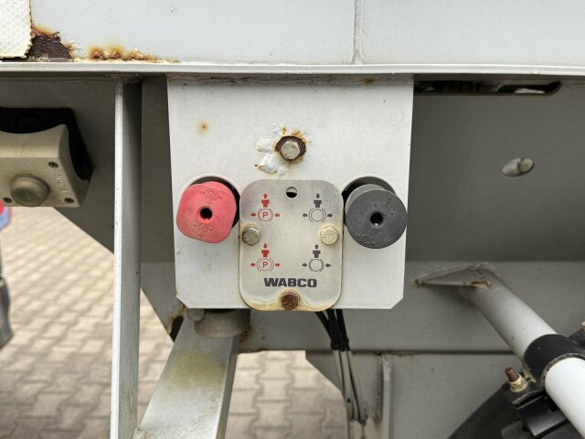 Müller-Mitteltal Liebherr Betonmischer Concrete Auflieger 10 m³ - Semireboque: foto 3 Müller-Mitteltal Liebherr Betonmischer Concrete Auflieger 10 m³ - Semireboque: foto 3