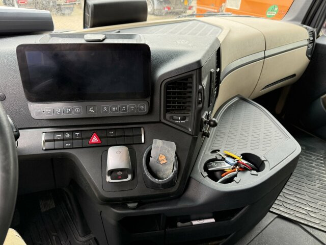 Mercedes-Benz ACTROS 1846 4x4 HAD Eur 6 Kipphydraulik Retarder - Tractor: foto 3 Mercedes-Benz ACTROS 1846 4x4 HAD Eur 6 Kipphydraulik Retarder - Tractor: foto 3