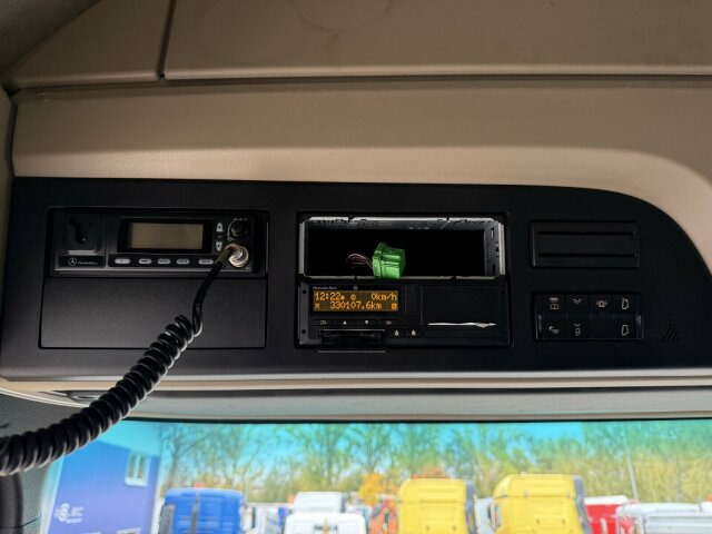 Mercedes-Benz ACTROS 1846 4x4 HAD Eur 6 Kipphydraulik Retarder - Tractor: foto 4 Mercedes-Benz ACTROS 1846 4x4 HAD Eur 6 Kipphydraulik Retarder - Tractor: foto 4