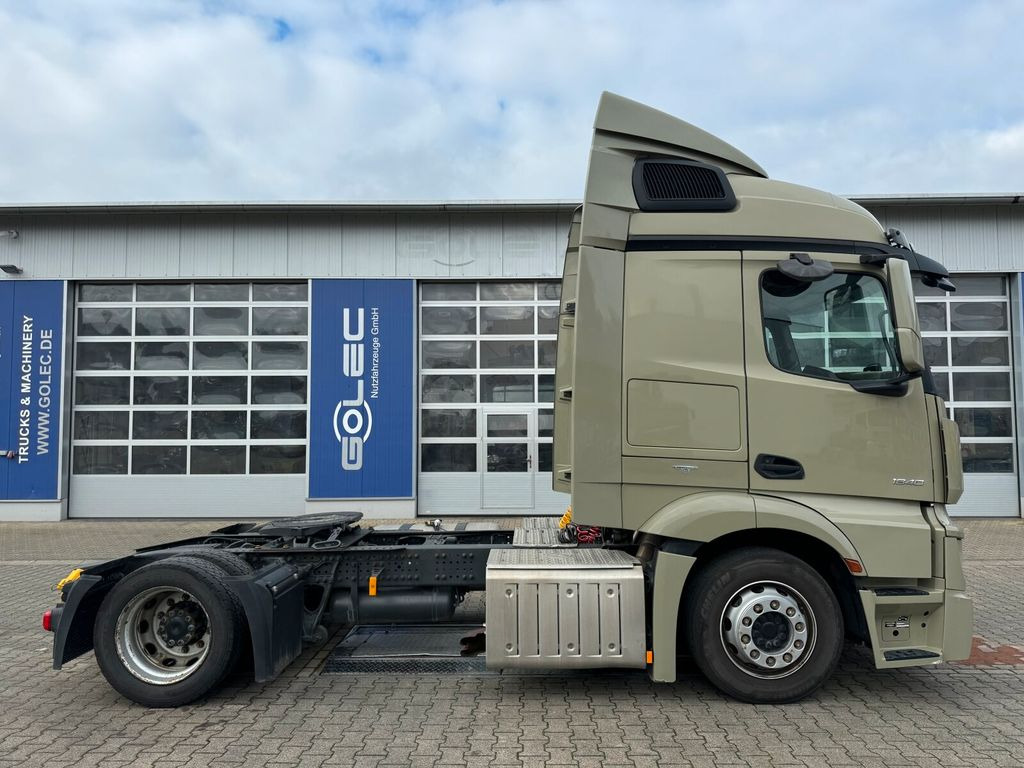 Mercedes-Benz Actros 1840 4x2 SZM Mega *Retarder - Tractor: foto 3 Mercedes-Benz Actros 1840 4x2 SZM Mega *Retarder - Tractor: foto 3