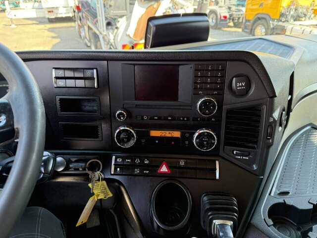 Mercedes-Benz Actros 1845 LS SZM 4x2 Kipphydraulik Retarder - Tractor: foto 3 Mercedes-Benz Actros 1845 LS SZM 4x2 Kipphydraulik Retarder - Tractor: foto 3