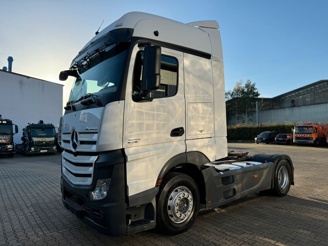 Mercedes-Benz Actros 1845 SZM 4x2 Streamspace *Retarder - Tractor: foto 2 Mercedes-Benz Actros 1845 SZM 4x2 Streamspace *Retarder - Tractor: foto 2