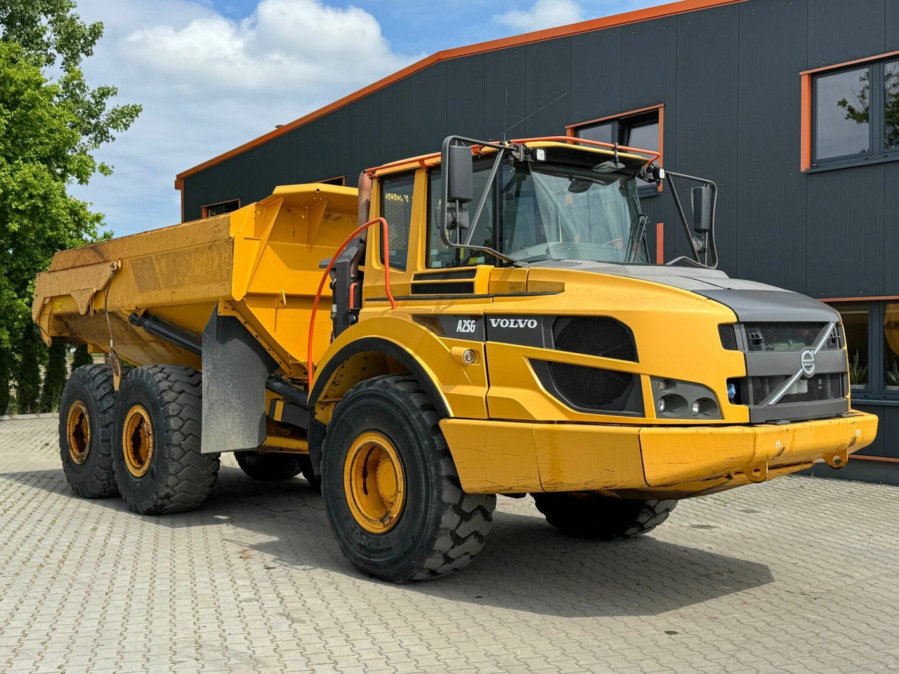 Volvo A25G Dumper 22,5 Ton 11.361 Stunden Volvo A25G Dumper 22,5 Ton 11.361 Stunden - Caminhão articulado: foto 1 Volvo A25G Dumper 22,5 Ton 11.361 Stunden Volvo A25G Dumper 22,5 Ton 11.361 Stunden - Caminhão articulado: foto 1