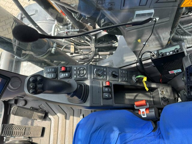 Volvo EWR150E Mobilbagger mit ROTATOR ENCONG EC319 - Escavadeira de rodas: foto 3 Volvo EWR150E Mobilbagger mit ROTATOR ENCONG EC319 - Escavadeira de rodas: foto 3