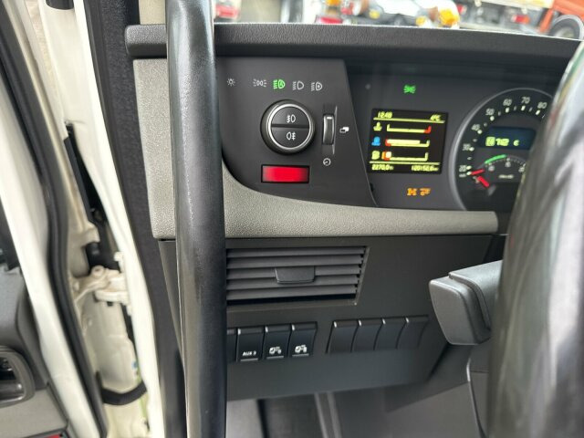 Volvo FH 510 8x4 Holztransporter Kran PENZ *Anhänger - Caminhão florestal, Caminhão grua: foto 5 Volvo FH 510 8x4 Holztransporter Kran PENZ *Anhänger - Caminhão florestal, Caminhão grua: foto 5