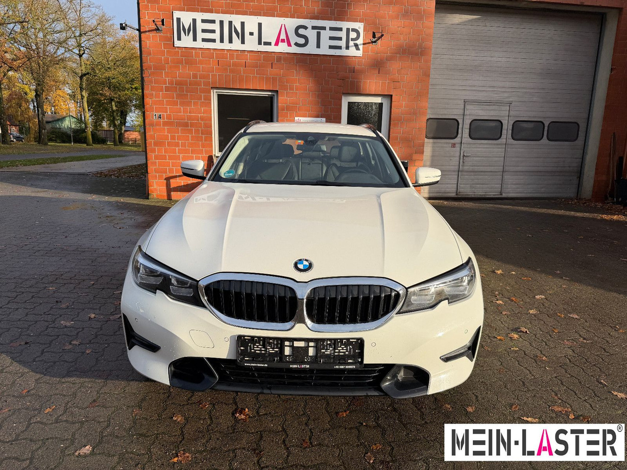 BMW 320 d xDrive touring Sport Line shadow AHK - Carro perua: foto 3 BMW 320 d xDrive touring Sport Line shadow AHK - Carro perua: foto 3