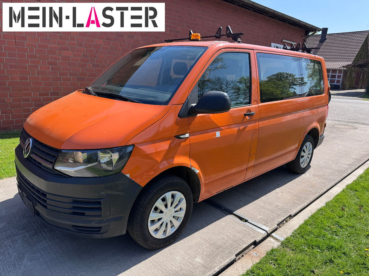 Volkswagen 2.0 tdi Bus 9 Sitzer Flügeltür - Furgão de passageiros: foto 2 Volkswagen 2.0 tdi Bus 9 Sitzer Flügeltür - Furgão de passageiros: foto 2