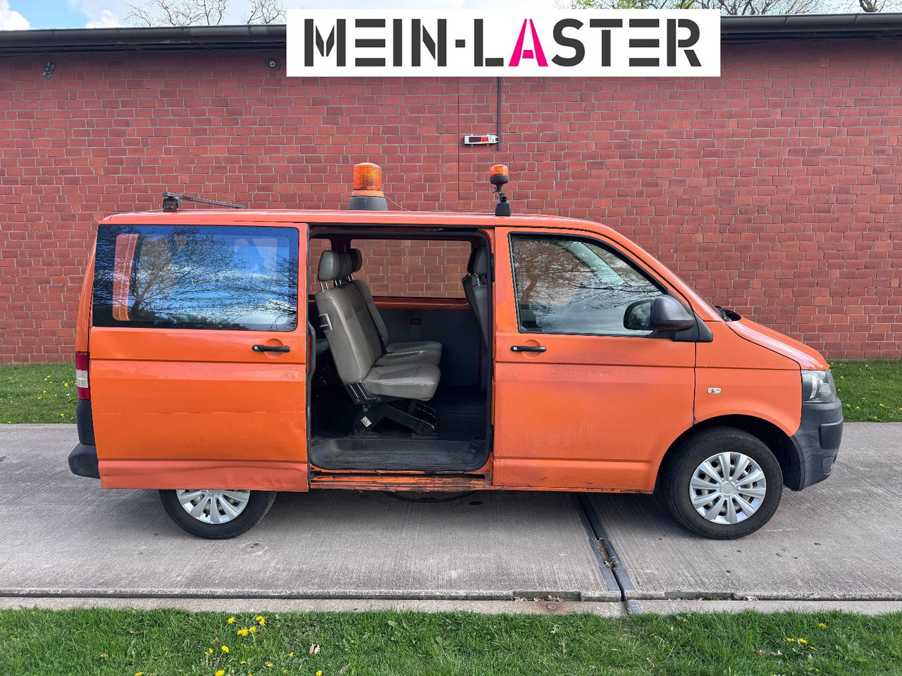 Volkswagen T5 2.0 tdi Bus 9 Sitzer - Furgão de passageiros: foto 3 Volkswagen T5 2.0 tdi Bus 9 Sitzer - Furgão de passageiros: foto 3