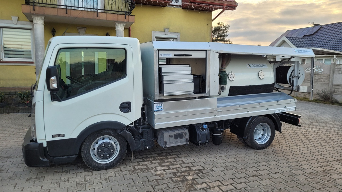 Nissan Cabstar 35.13 Defco Combi 3.5t Dietmar Kaiser - Caminhão limpa fossa: foto 1 Nissan Cabstar 35.13 Defco Combi 3.5t Dietmar Kaiser - Caminhão limpa fossa: foto 1