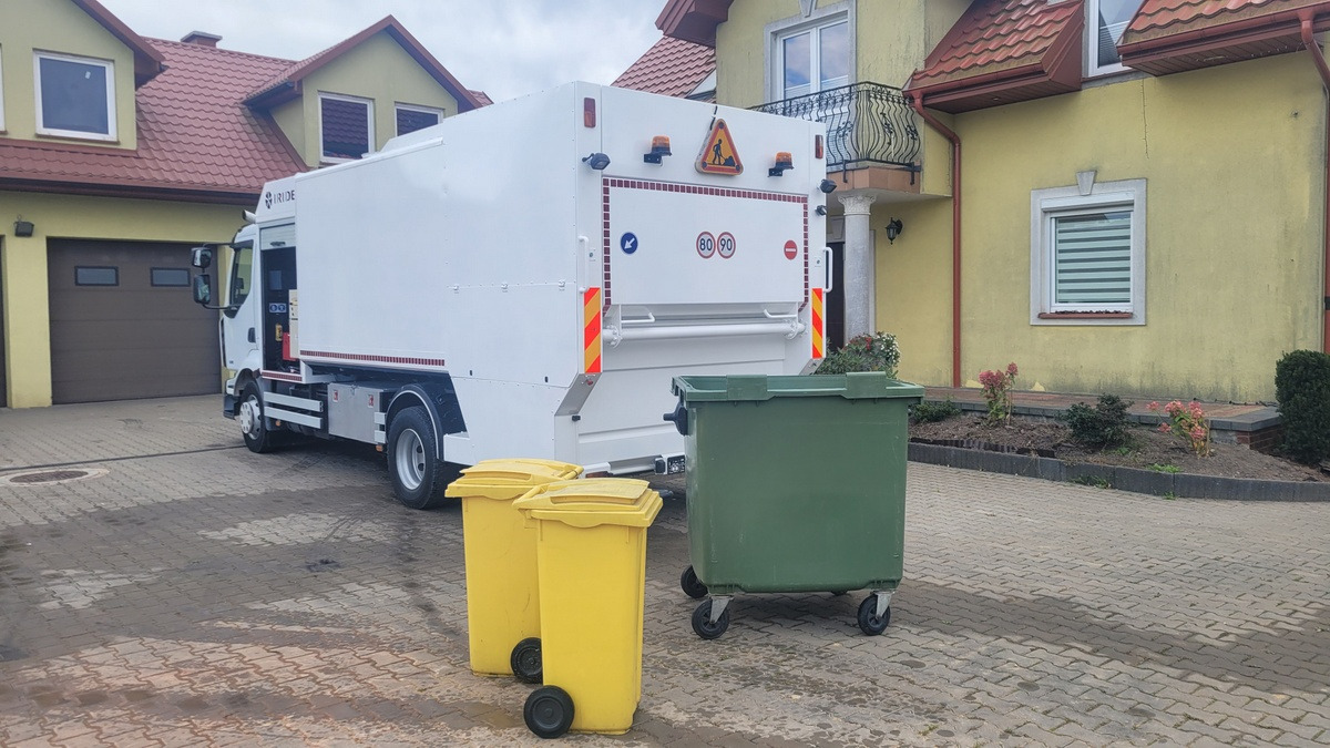 Renault Midlum CONTAINER WEASHER LAVACASSONETTI MYJKA - Caminhão de lixo: foto 3 Renault Midlum CONTAINER WEASHER LAVACASSONETTI MYJKA - Caminhão de lixo: foto 3