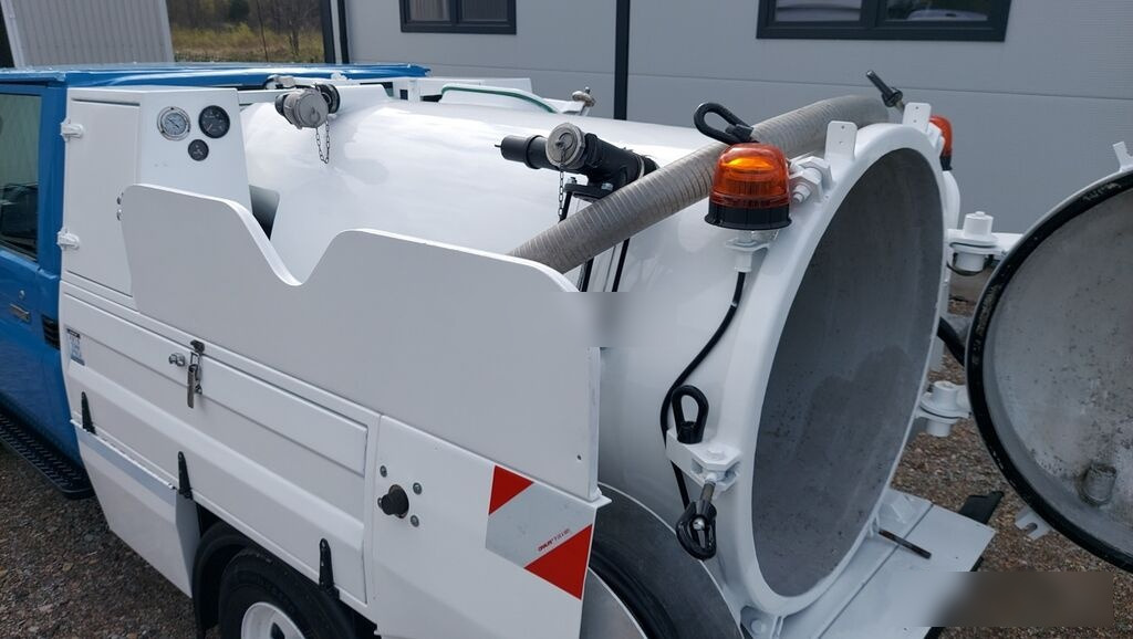 Caminhão limpa fossa Toyota Land Cruiser COMBI HYDRO CLEANER 4x4: foto 37