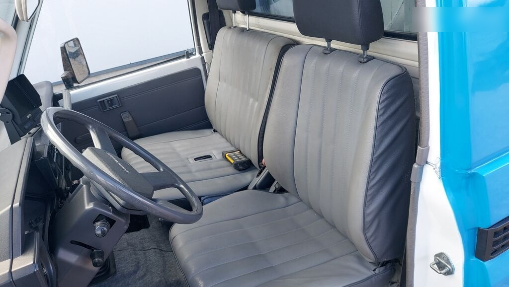 Caminhão limpa fossa Toyota Land Cruiser COMBI HYDRO CLEANER 4x4: foto 47
