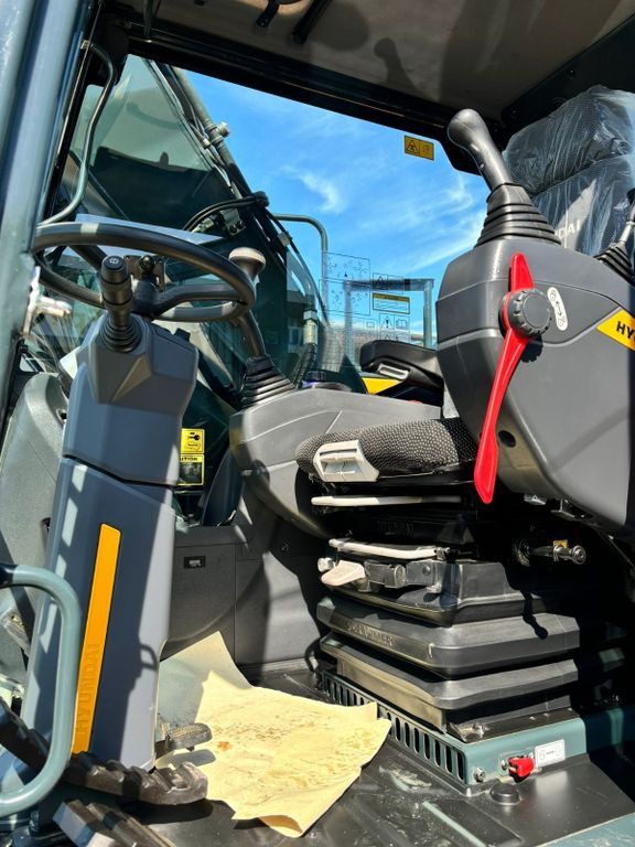 Hyundai HW160A Hyundai HW160A - Escavadeira de rodas: foto 5 Hyundai HW160A Hyundai HW160A - Escavadeira de rodas: foto 5